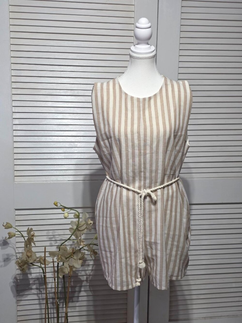 Bryanna  Women's Beige White Cotton Tonal Stripe Tie Waist Romper Size M 3889
